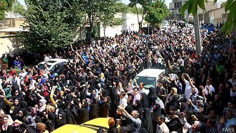 تجمع گسترده مردم زنجان در اعتراض به آلودگی اخبار روز