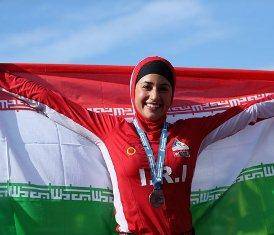 شیرین گرامی اولین زن ایرانی شرکت کننده در مسابقات بین المللی سه گانه