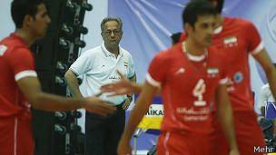 مسابقات قهرمانی والیبال مردان آسیا؛ صعود ایران به مرحله دوم