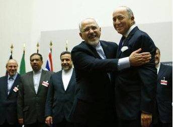 وزیر امورخارجه فرانسه از لغو بخشی از تحریم‌های ایران در ماه دسامبر خبر داد
