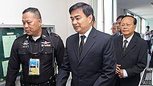نخست وزیر پیشین تایلند به قتل متهم شد