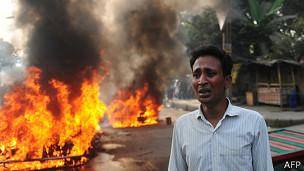 تظاهرات خشونت‌آمیز در بنگلادش سه کشته بر جای گذاشت