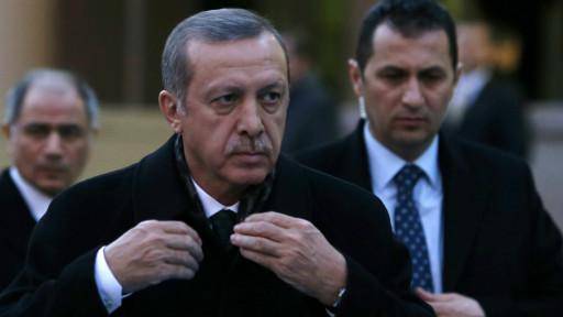 اردوغان سفرای خارجی را تهدید به اخراج کردپسران دو وزیر دولت اردوغان رسما متهم شدند<dc:title />          