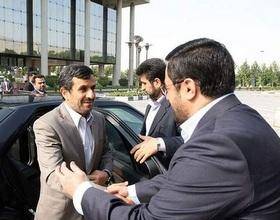 جوابیه کمیته تحقیق و تفحص از تامین اجتماعی؛ کارت‌های هدیه مرتضوی به معاون احمدی‌نژاد