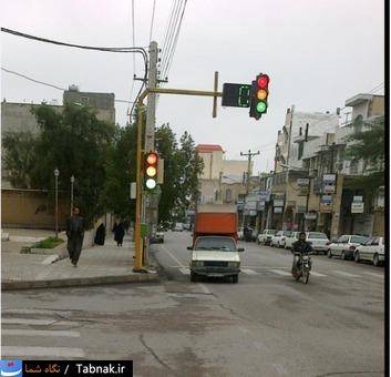 نگاه شما: شوخی چراغ راهنمایی با رانندگان!