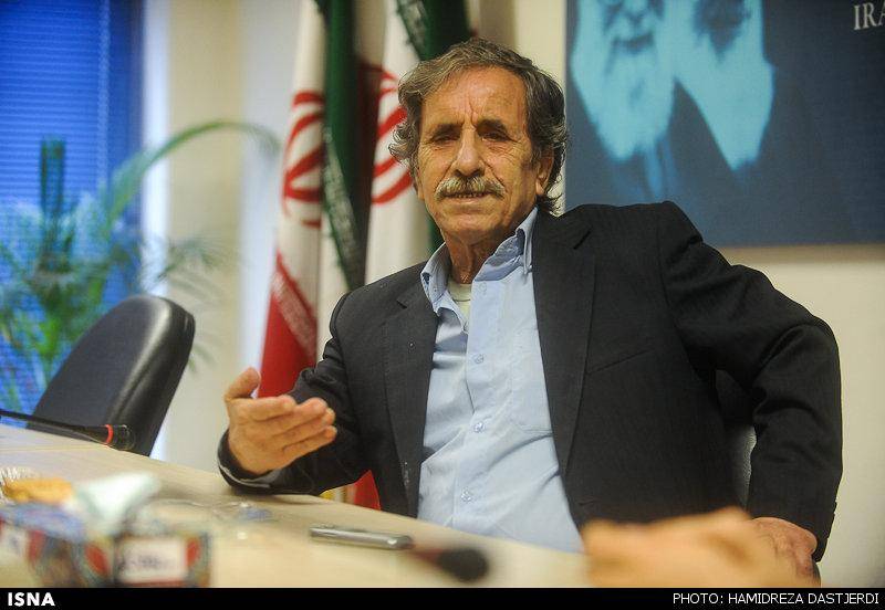 8 سال ممنوع‌الکاری به‌خاطر شباهت با احمدی‌نژاد! (+عکس)
