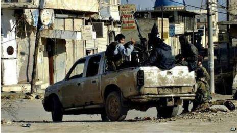 القاعده هرگونه ارتباطی با 'دولت اسلامی عراق و شام' را رد کرد