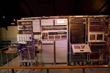 برگزاری جشن تولد 70 سالگی اولین رایانه جهان (+عکس)