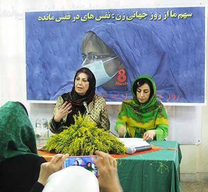 مراسم روز جهانی زن با حضور زنان فعال، مادران شهدای جنبش سبز و همسران زندانیان سیاسی