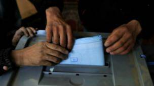 نظرسنجی فیفا: ۷۵ درصد افغان‎ها در انتخابات اشتراک می‌کنندنادر نعیم، نامزد انتخابات ریاست جمهوری به نفع زلمی رسول کنار رفت<dc:title />          