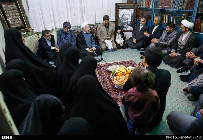 دیدار رییس جمهور با خانواده شهید مطهری (عکس)