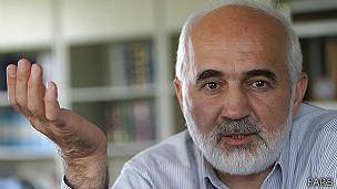 احمد توکلی به اتهام نشر اکاذیب به دادگاه احضار شد