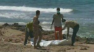 آمار اجساد کشف شده از قایق غرق شده در لیبی به ۳۶ رسید