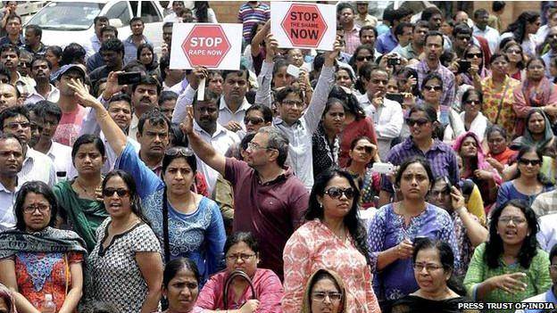 'تجاوز' به یک دانش‌آموز باعث خشم والدین هندی شد