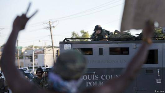 دخالت پلیس ایالتی برای کنترل شورش‌ها در میسوری آمریکا