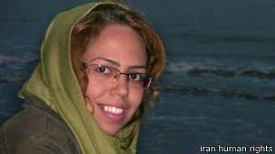 نامه فعالان داخل ایران به مسئولان سه قوه: حقوق صبا آذرپیک را رعایت کنید