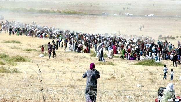 ورود پناه‌جویان کرد به ترکیه با شلیک گاز اشک‌آور همراه شد