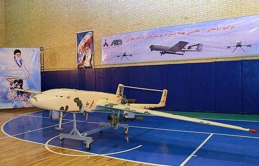 روزنما : رونمایی از پهپاد مسلح به موشک ایرانی