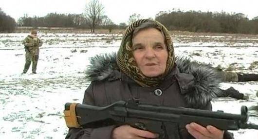 جنگاورترین مادربزرگ دنیا/عکس