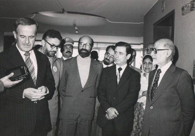 تصویر: ملاقات بازرگان و حافظ اسد با حضور شهید چمران و ابراهیم یزدی
