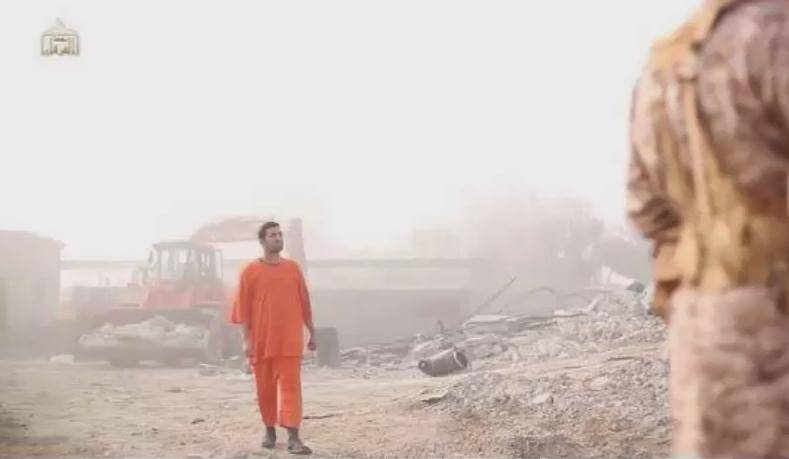 شبه نظامیان دولت اسلامی (داعش) ویدیوی 'سوزاندن خلبان اردنی' را منتشر کرد + عکس