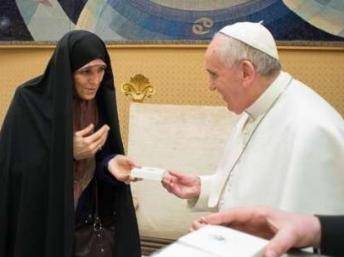 پاپ در دیدار با معاون رئیس جمهوری ایران: به استفاده ابزاری از دین پایان دهید