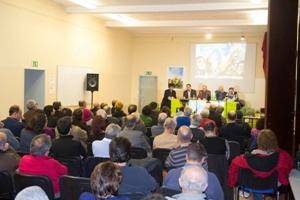 گزارش اعتراض به حصر رهبران جنبش سبز در کلن