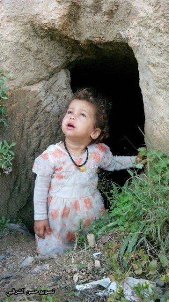 چشمان نگران دختربچه یمنی/عکس