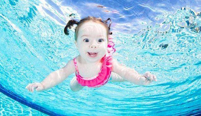 عکس‌های جالب از نوزادان در زیر آب