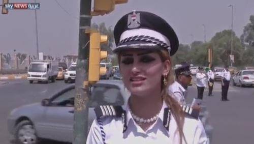 زنان‎ پلیس راهنمایی‎رانندگی دربغداد/تصاویر
