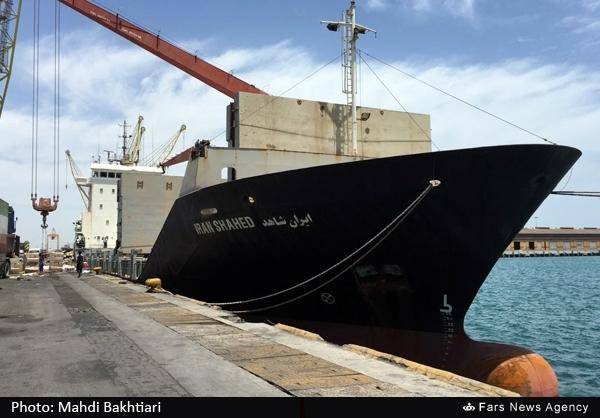 کشتی ایرانی در راه یمن/تصاویر