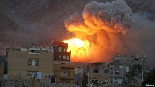 انفجار ناشی از بمباران انبارهای مهمات باعث مرگ شماری از شهروندان غیرنظامی شده که در نزدیکی این مناطق زندگی می‌کردند