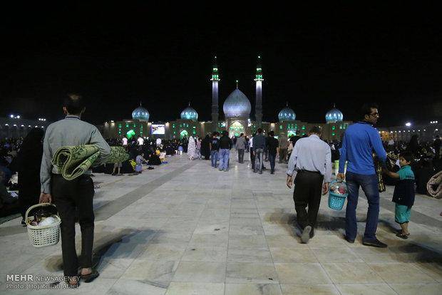 تصاویر:احیای شب‌نوزدهم در مسجدجمکران