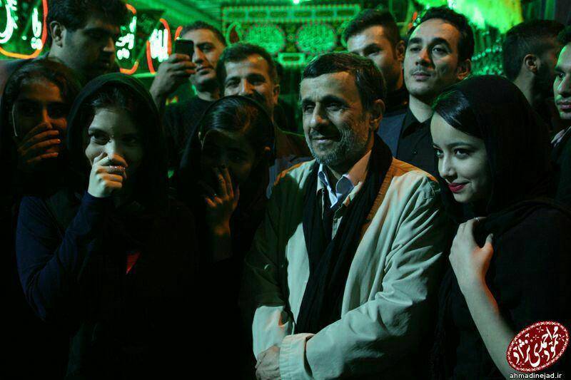 عکس: احمدی‌نژاد در عزاداری در نارمک