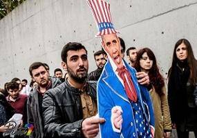 تظاهرات مردم ترکیه در اعتراض به سفر اوباما به این کشور