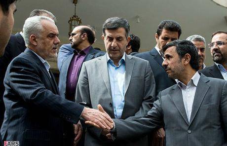 احمدی‌نژاد ۲۱ هکتار زمین به یک ورزشکار داده است