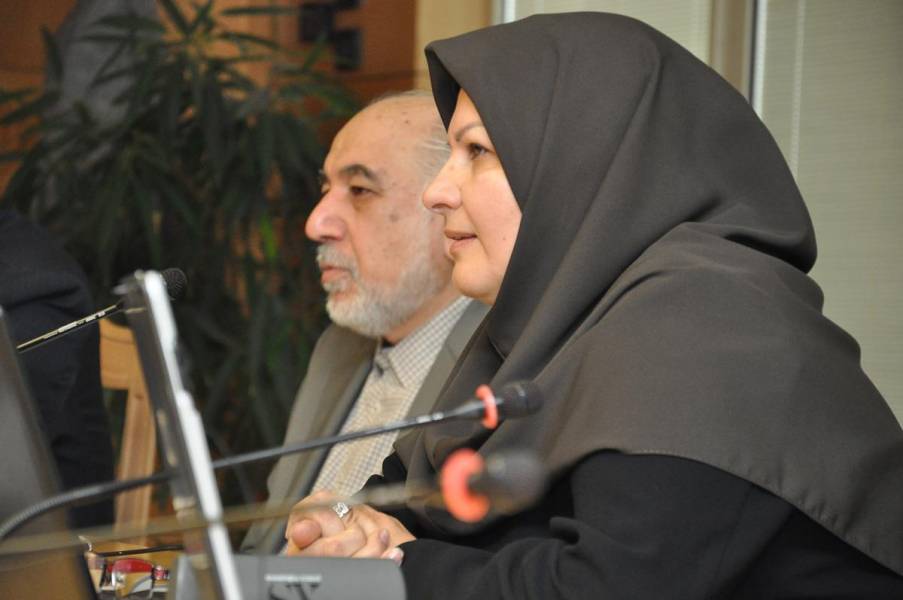 اولین زنی که معاون وزیر‌نفت شد/ بانوی پتروشیمی ایران را بشناسید