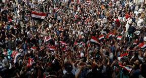 تظاهرات هزاران عراقی در بغداد علیه ایران و سردار سلیمانی