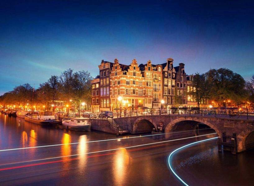 عکس: نمایی زیبا از شهر آمستردام