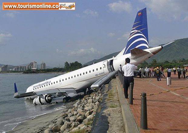 هواپیمای مسافربری در حال غرق شدن! (عکس)