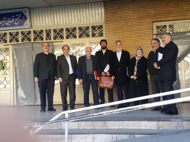 ۷ فعال سیاسی اصلاح طلب در دادگاه انقلاب حاضر شدند + عکس