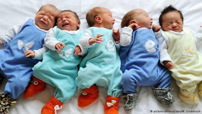 از هر ۴ دختر تازه بدنیا آمده در آلمان یکی ۱۰۰ ساله می شود