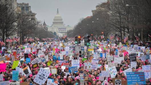 میلیون‌ها نفر از مخالفان دونالد ترامپ روز شنبه و در اولین روز کاری وی به عنوان رئیس جمهور آمریکا در شهرهای مختلف آمریکا و جهان علیه او تظاهرات کردند