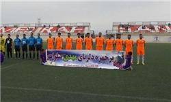 محمد ربیعی برای یکسال دیگر در تیم فوتبال بادران ماند