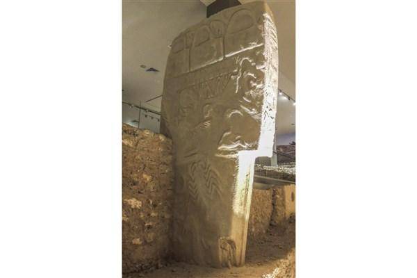 سنگ حکاکی شده باستانی از برخورد شهاب به زمین در دوره قبل از میلاد مسیح می‌گوید