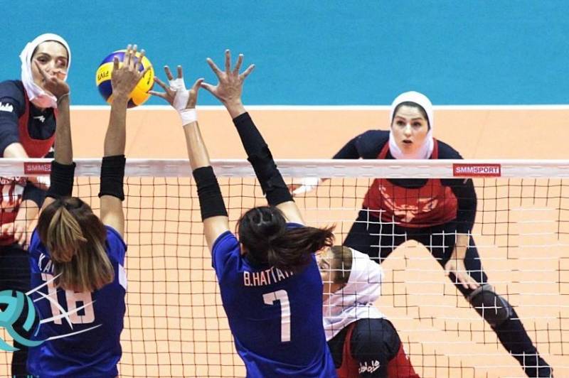 قهرمانی زنان آسیا/ نخستین پیروزی والیبالیست های ایران در فیلیپین