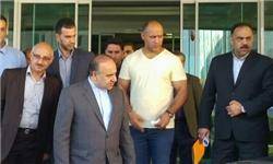 وزیر ورزش و جوانان به عیادت فلاحتی‌نژاد رفت