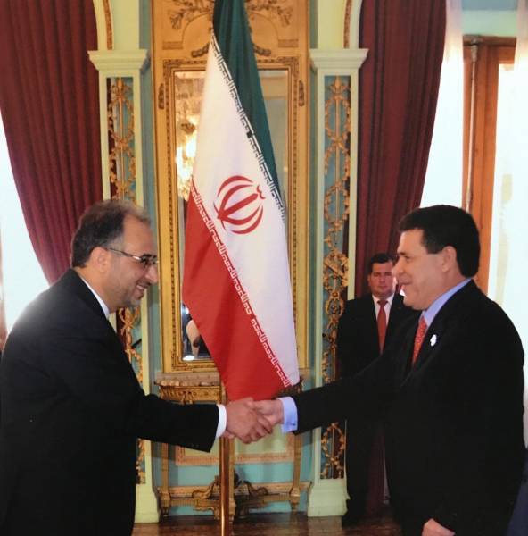 تسلیم استوارنامه سفیر ایران در پاراگوئه به رئیس جمهور این کشور