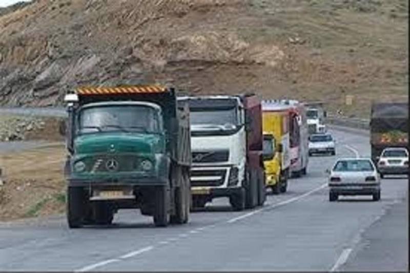 ممنوعیت حرکت انواع کامیون و تریلر در جاده های خراسان رضوی