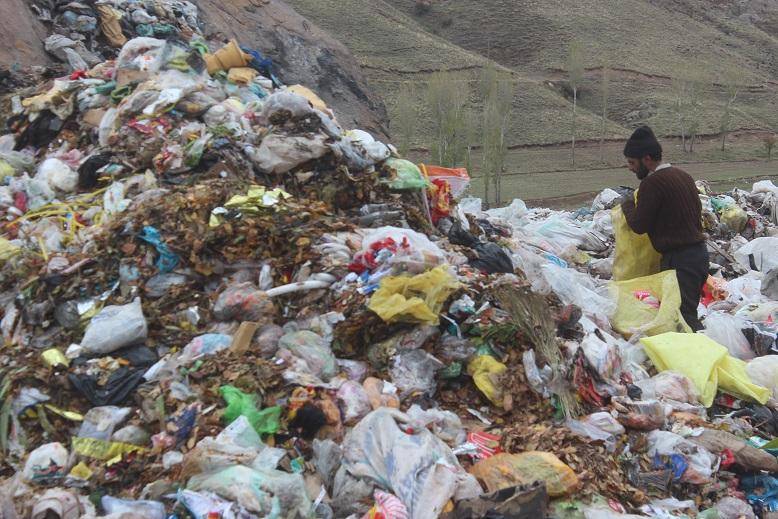 زباله های روستایی در خلخال ساماندهی می شود
